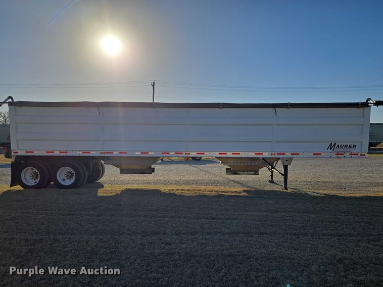 image for item ET1493 2017 Maurer Manufacturing grain trailer