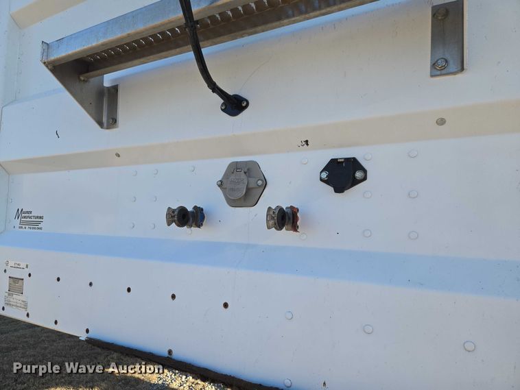 image for item ET1493 2017 Maurer Manufacturing grain trailer