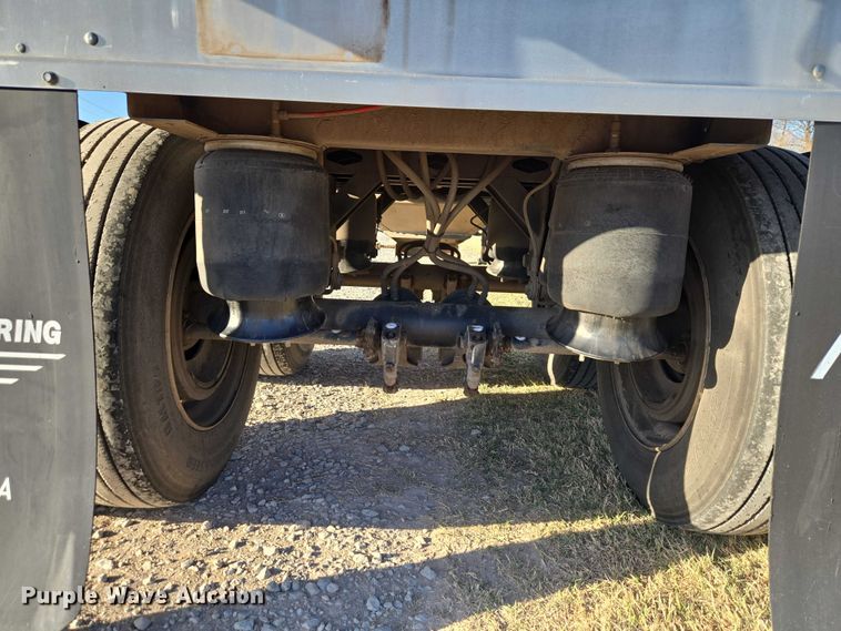 image for item ET1493 2017 Maurer Manufacturing grain trailer