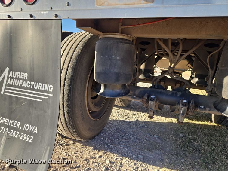 image for item ET1493 2017 Maurer Manufacturing grain trailer