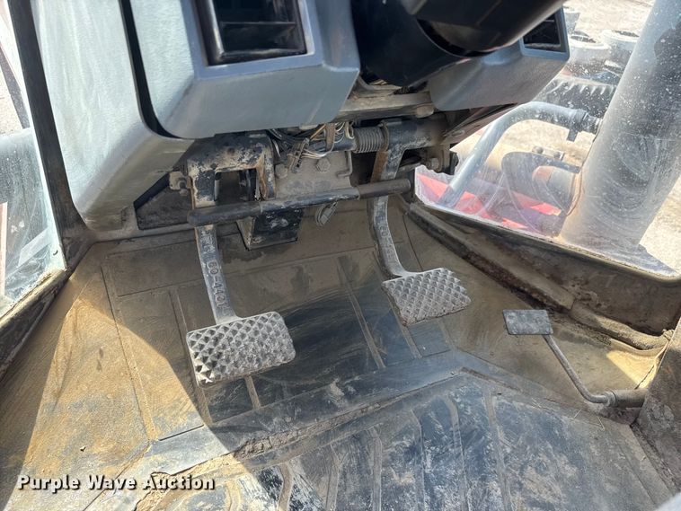 image for item ET1725 1999 Case 9380 4WD tractor