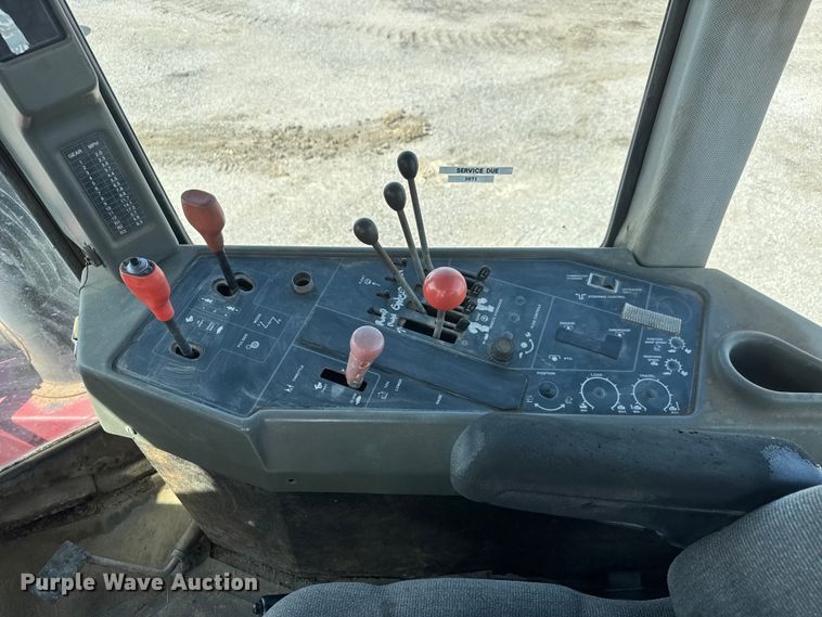 image for item ET1725 1999 Case 9380 4WD tractor