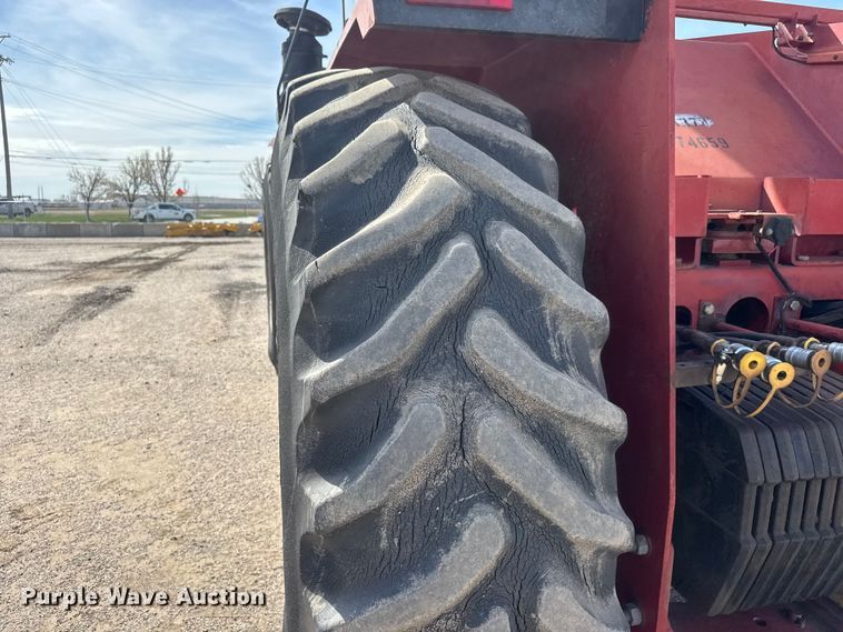 image for item ET1725 1999 Case 9380 4WD tractor