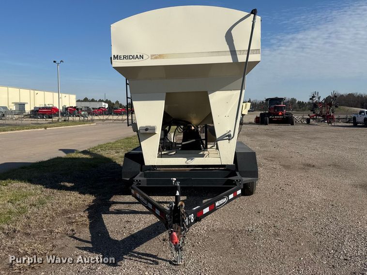 image for item ET1789 2015 Meridian Seed Express 375RT seed tender