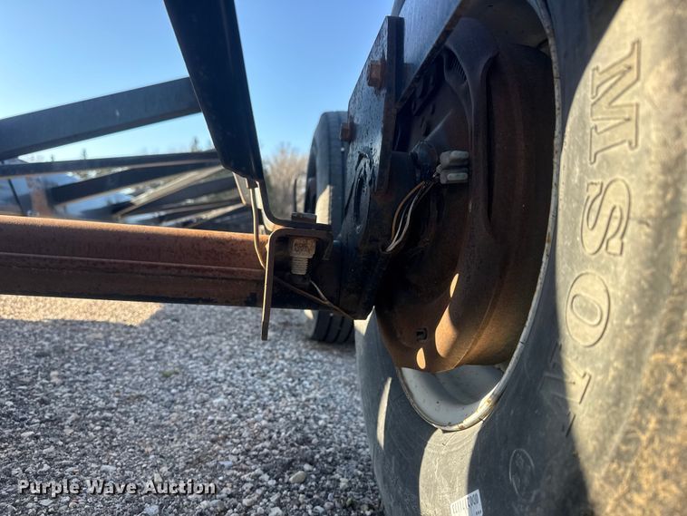 image for item ET1790 M.D. Stud King 42   header trailer