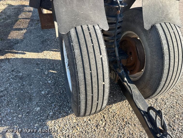 image for item ET1790 M.D. Stud King 42   header trailer