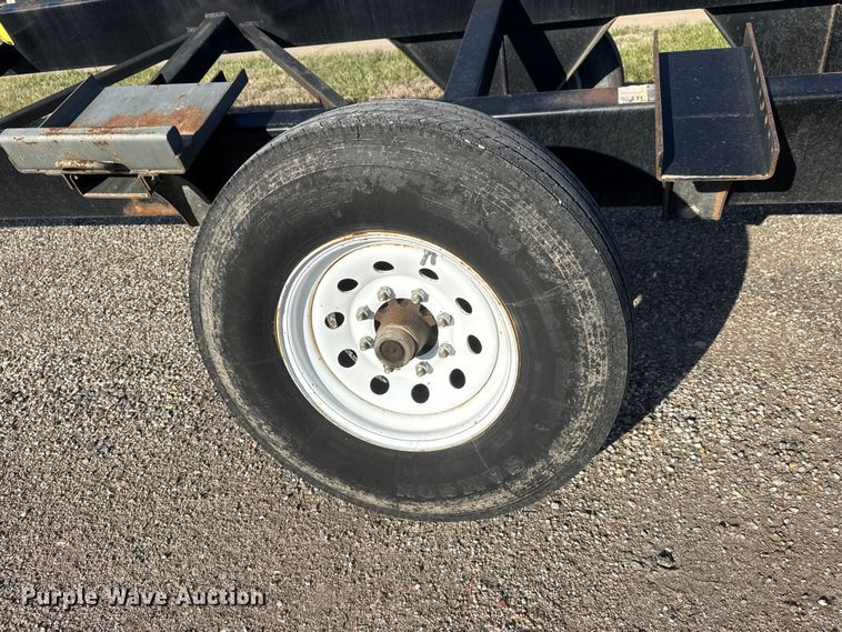 image for item ET1790 M.D. Stud King 42   header trailer