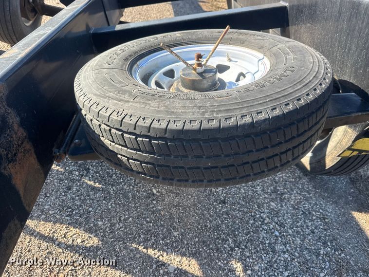 image for item ET1790 M.D. Stud King 42   header trailer