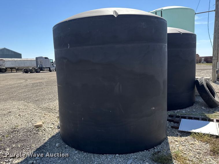 image for item ET1803 (2) tanks