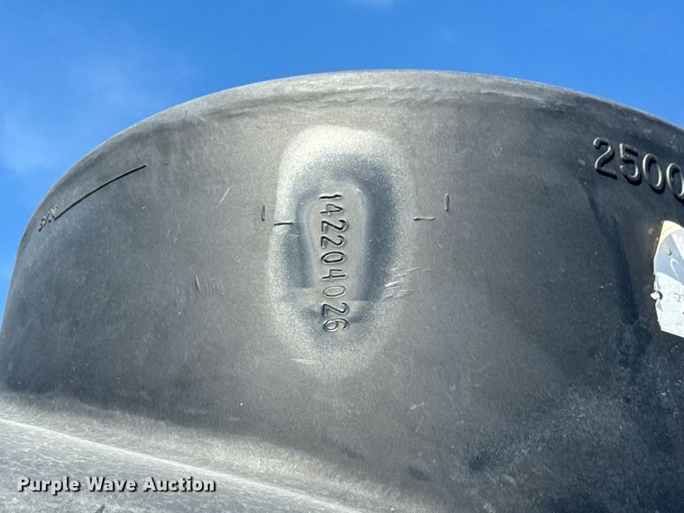 image for item ET1803 (2) tanks