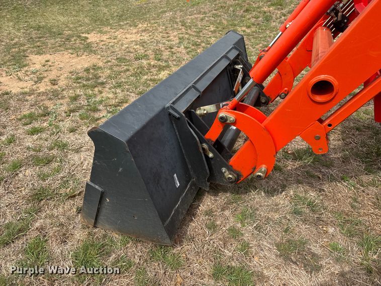 image for item ET1868 2018 Kioti NX6010 MFWD tractor