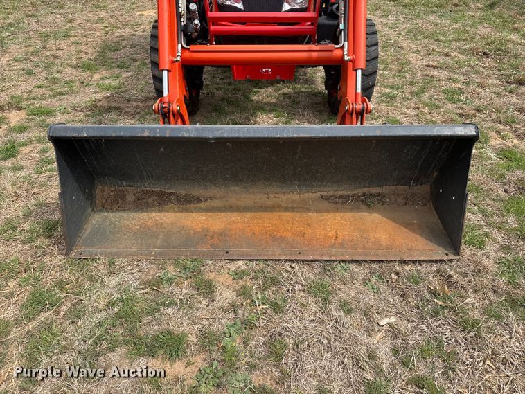 image for item ET1868 2018 Kioti NX6010 MFWD tractor