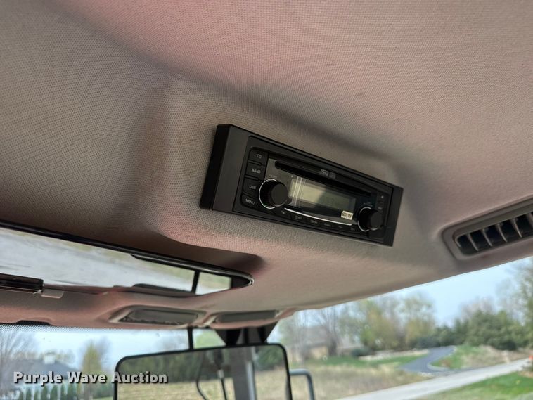 image for item ET1868 2018 Kioti NX6010 MFWD tractor