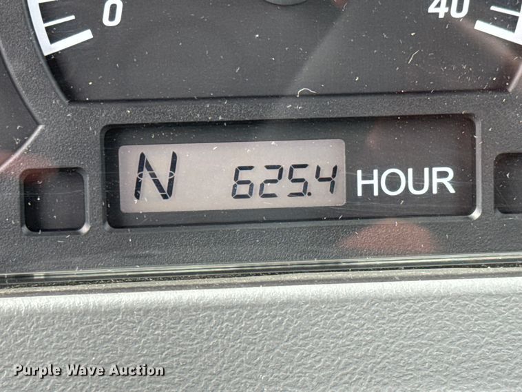 image for item ET1868 2018 Kioti NX6010 MFWD tractor