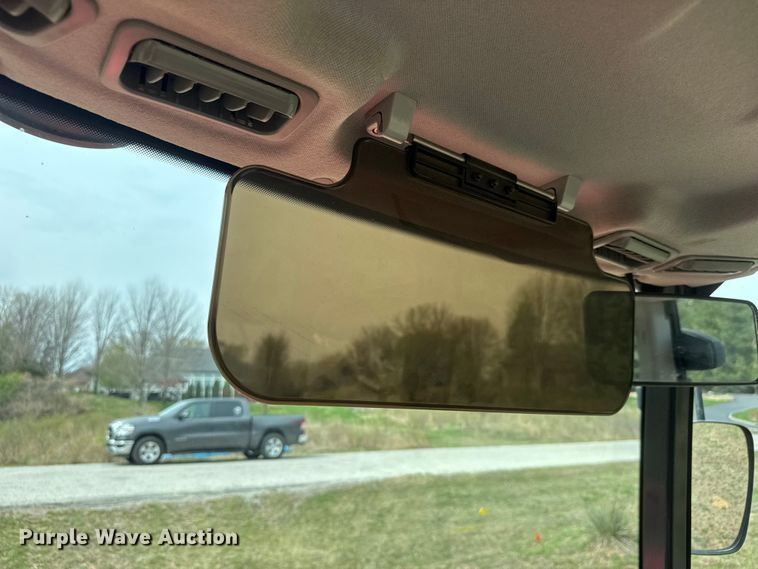 image for item ET1868 2018 Kioti NX6010 MFWD tractor