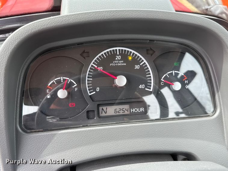 image for item ET1868 2018 Kioti NX6010 MFWD tractor