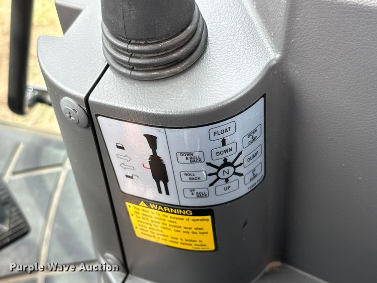 image for item ET1868 2018 Kioti NX6010 MFWD tractor