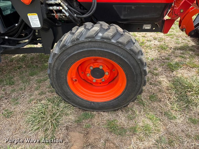 image for item ET1868 2018 Kioti NX6010 MFWD tractor