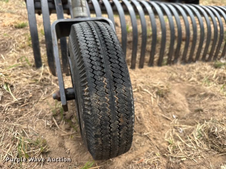 image for item ET1871 (2) three point attachments