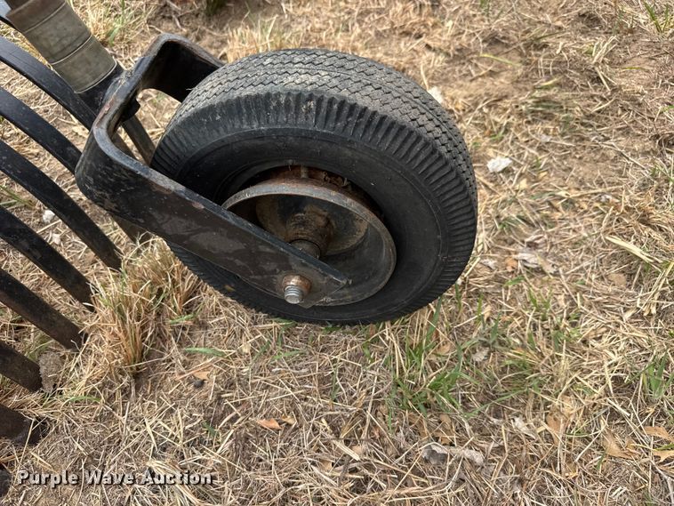 image for item ET1871 (2) three point attachments