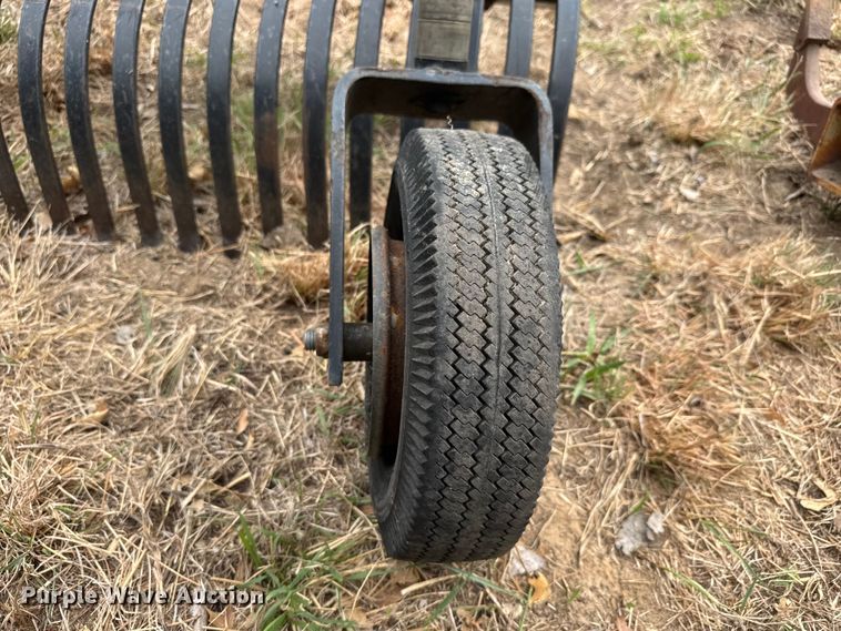 image for item ET1871 (2) three point attachments