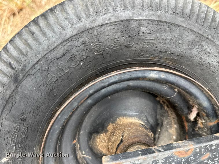 image for item ET1871 (2) three point attachments