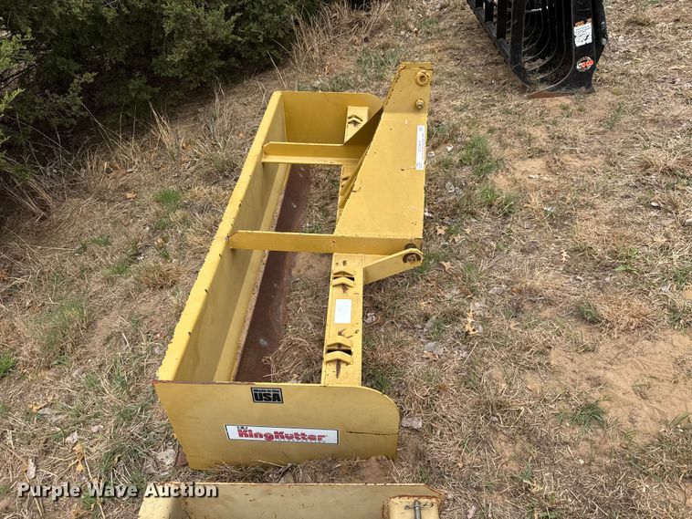 image for item ET1872 (2) three point attachments