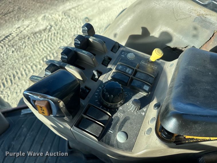 image for item ET1910 2009 Case IH Magnum 275 MFWD tractor