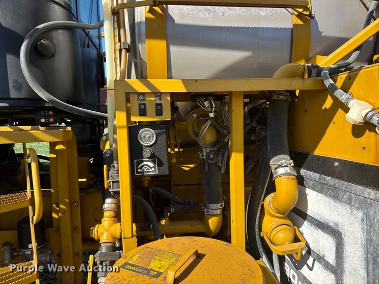 image for item ET1913 2009 TerraGator 6203 sprayer