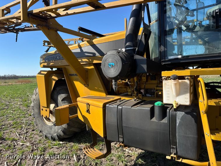 image for item ET1913 2009 TerraGator 6203 sprayer