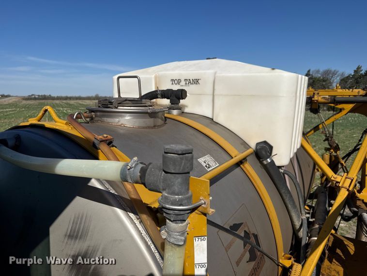 image for item ET1913 2009 TerraGator 6203 sprayer