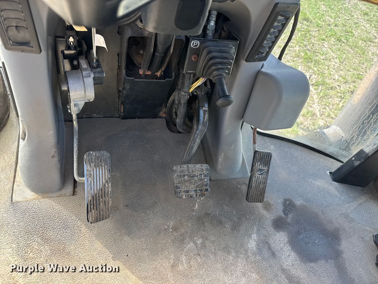 image for item ET1913 2009 TerraGator 6203 sprayer