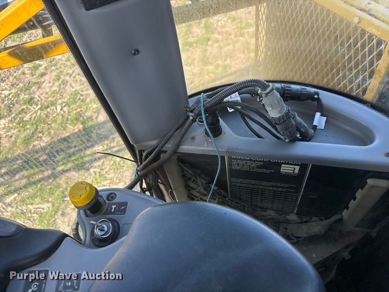 image for item ET1913 2009 TerraGator 6203 sprayer