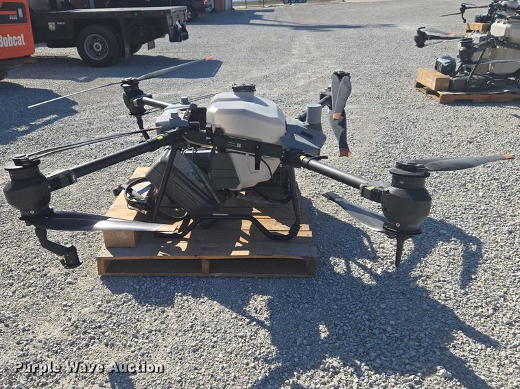 image for item ET5001 DJI AGRIS T40 drone