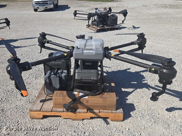 image for item ET5001 DJI AGRIS T40 drone