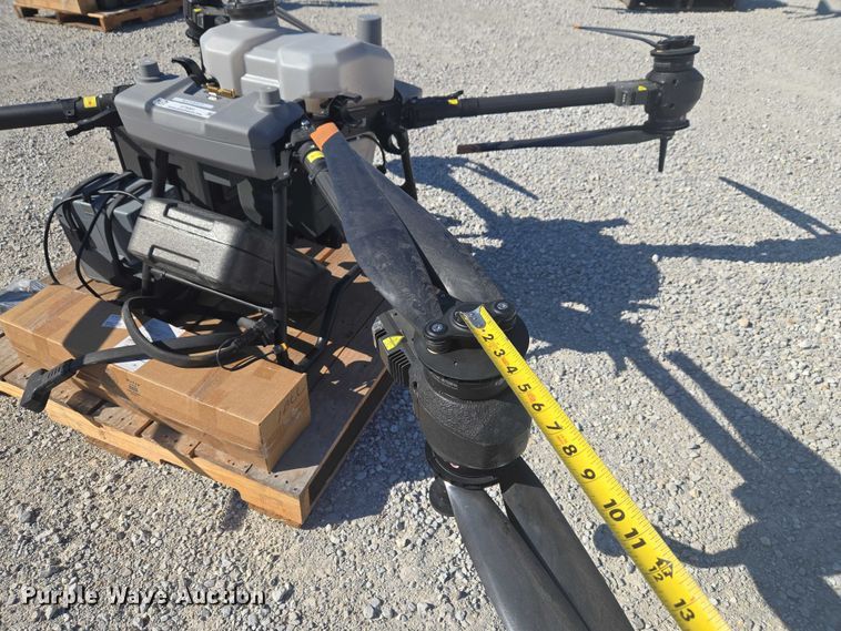 image for item ET5001 DJI AGRIS T40 drone