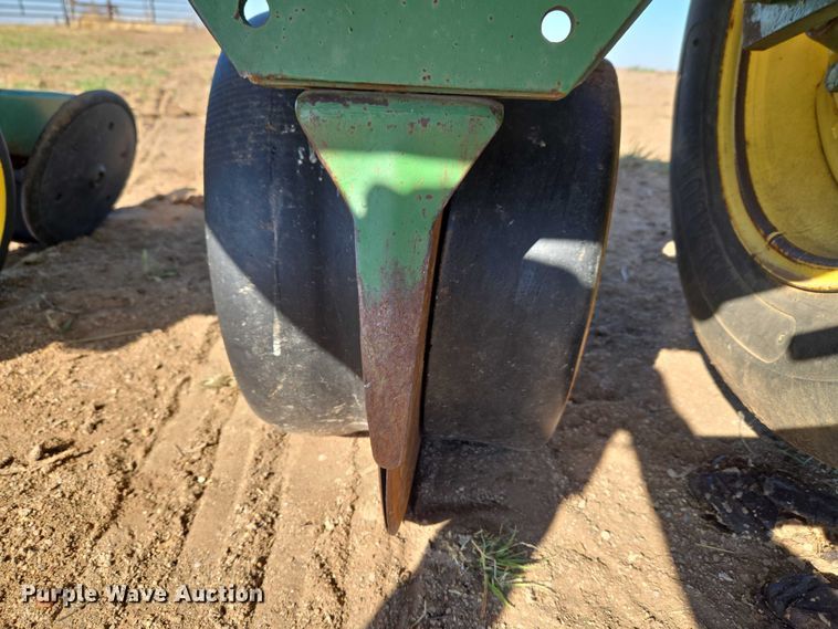 image for item ET5194 John Deere 7100 planter