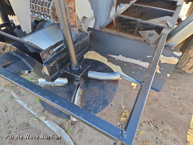 image for item ET5195 Adam's Fertilizer Equipment Spreader Trailer sprayer trailer