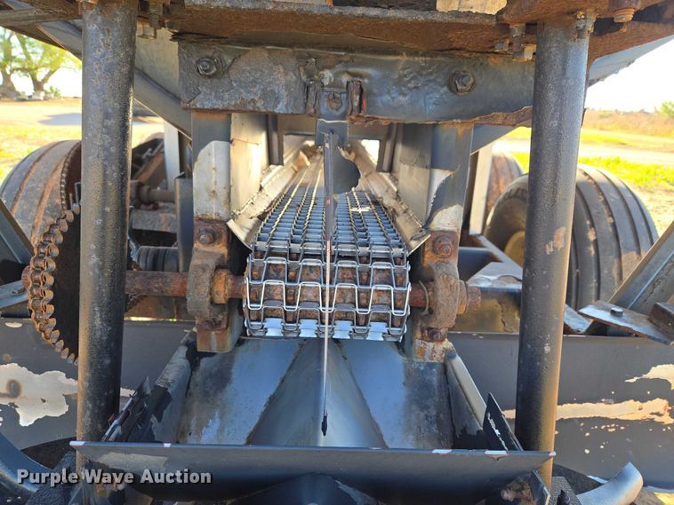 image for item ET5195 Adam's Fertilizer Equipment Spreader Trailer sprayer trailer