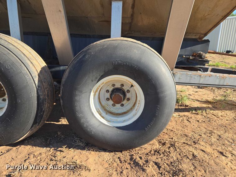 image for item ET5195 Adam's Fertilizer Equipment Spreader Trailer sprayer trailer