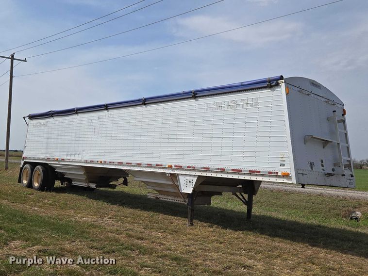 image for item ET5226 2007 Wilson DWH-551C grain trailer