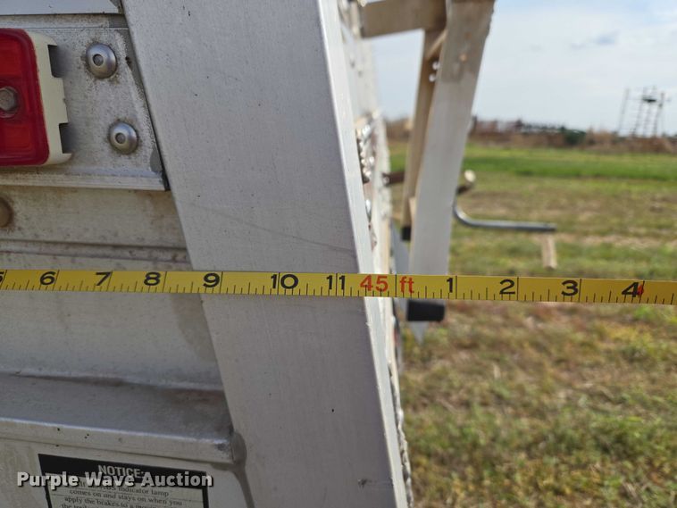 image for item ET5226 2007 Wilson DWH-551C grain trailer