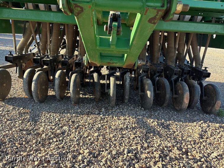 image for item EU0436 2015 Great Plains 3P806NT no-till grain drill
