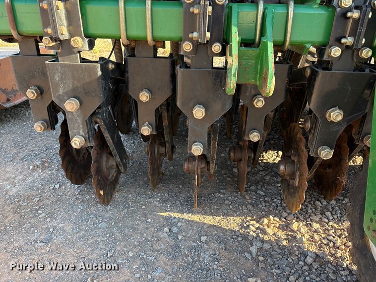 image for item EU0436 2015 Great Plains 3P806NT no-till grain drill