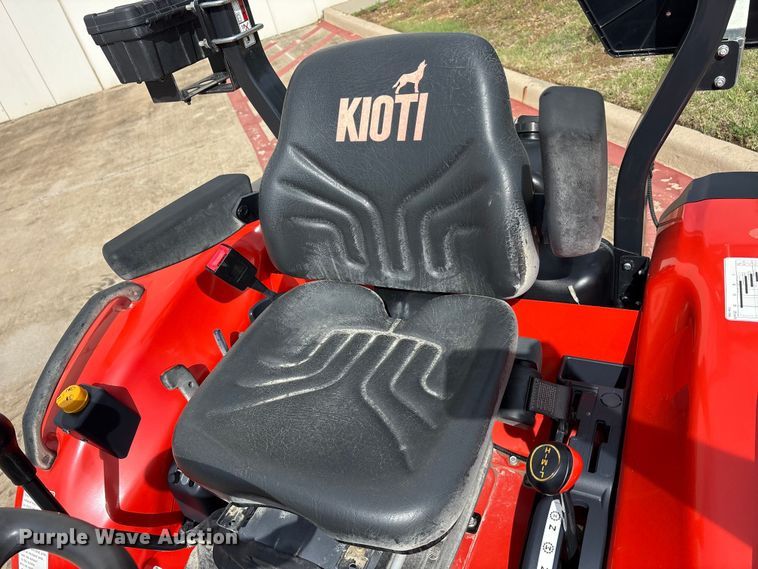 image for item EU0461 Kioti CK3520 tractor