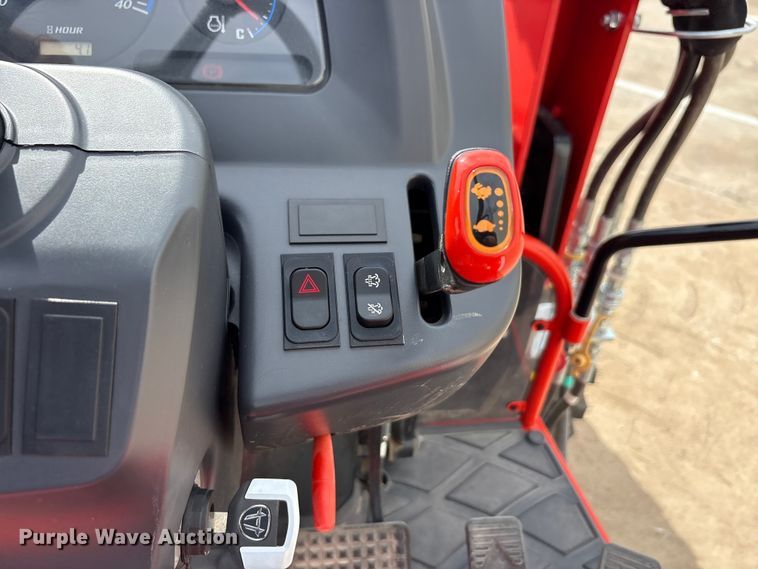 image for item EU0461 Kioti CK3520 tractor