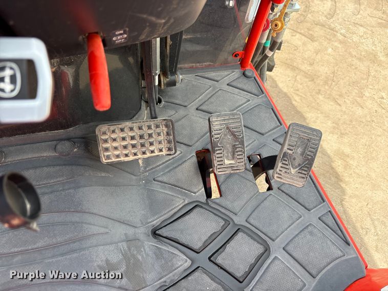 image for item EU0461 Kioti CK3520 tractor