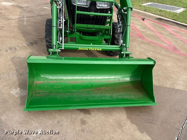 image for item EU0462 2023 John Deere 3039R tractor