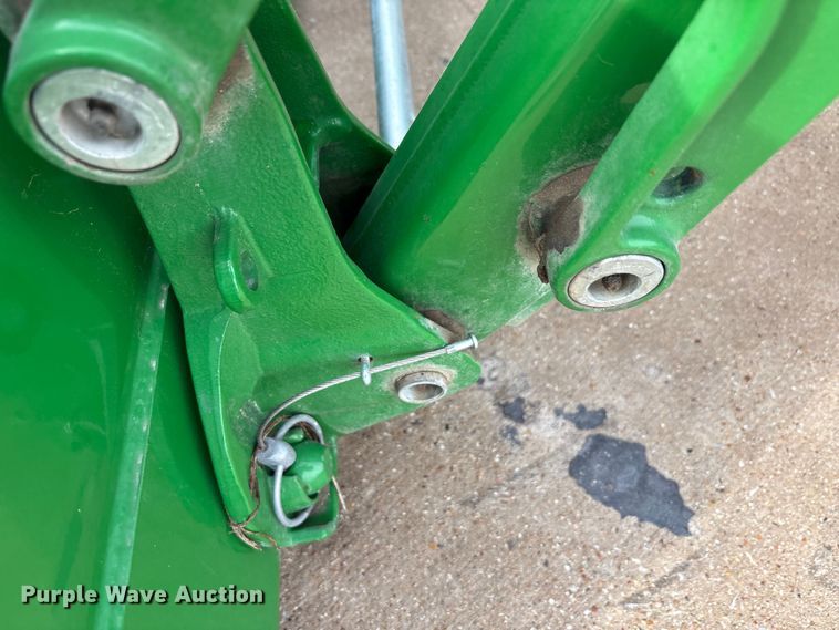 image for item EU0462 2023 John Deere 3039R tractor