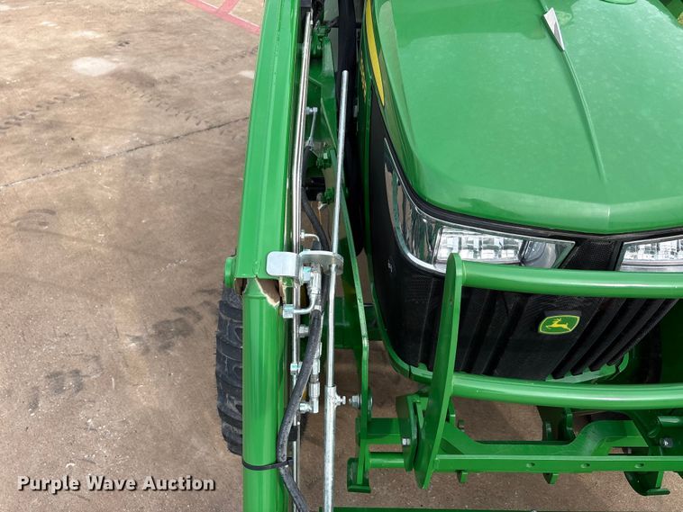 image for item EU0462 2023 John Deere 3039R tractor